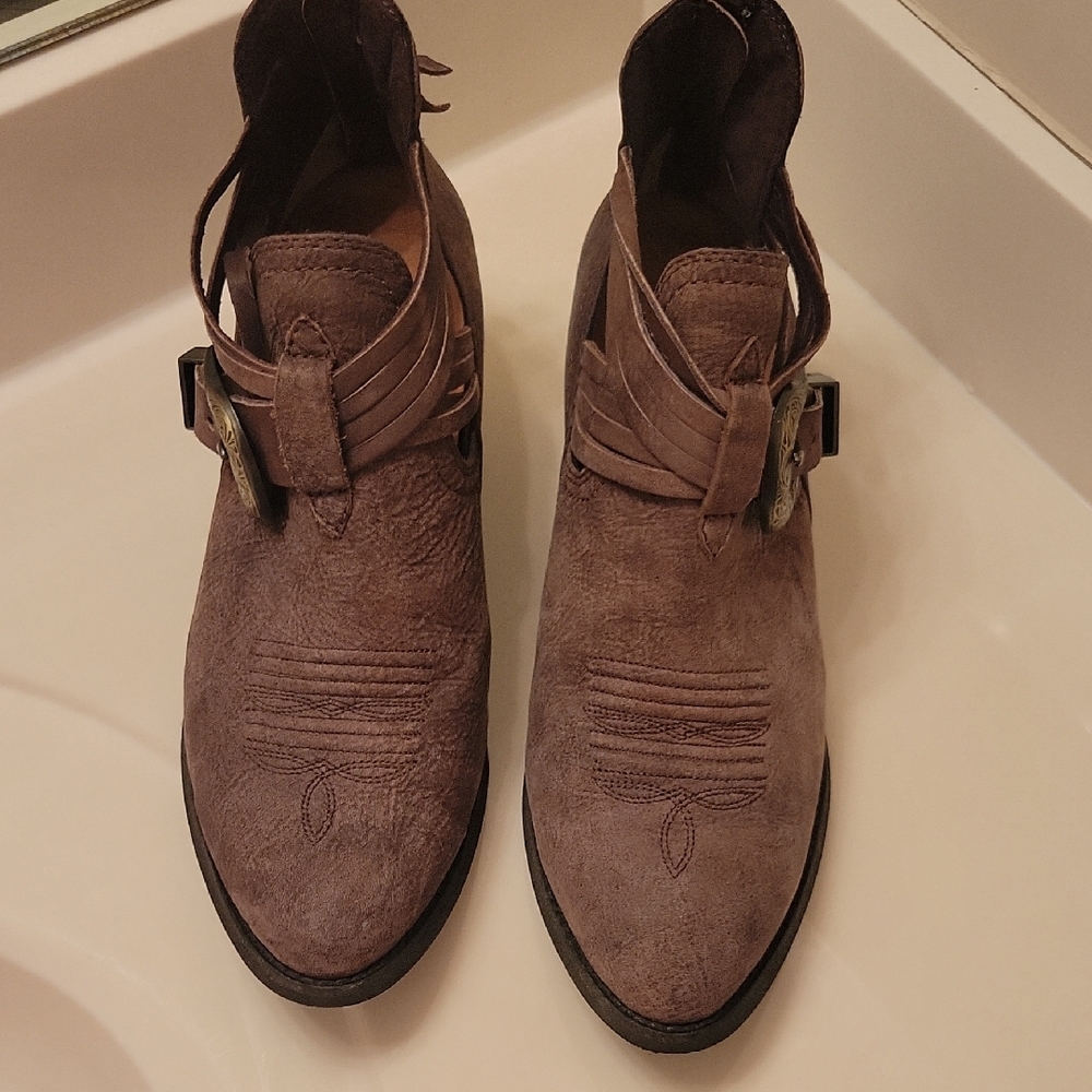 Ariat Taupe Suede Ankle Boots with Buckle and Low Heel